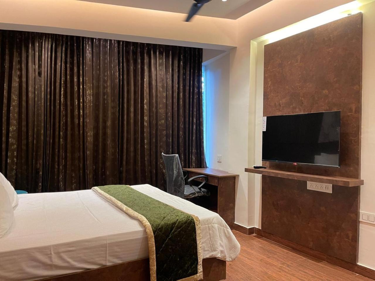 The Taaj Inn Bangalore Ngoại thất bức ảnh