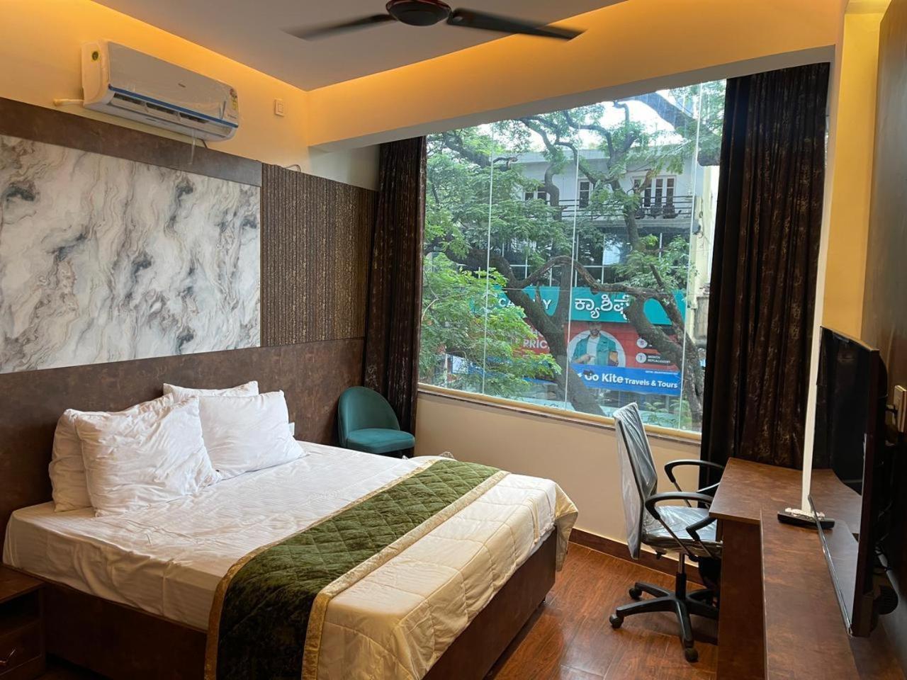 The Taaj Inn Bangalore Ngoại thất bức ảnh