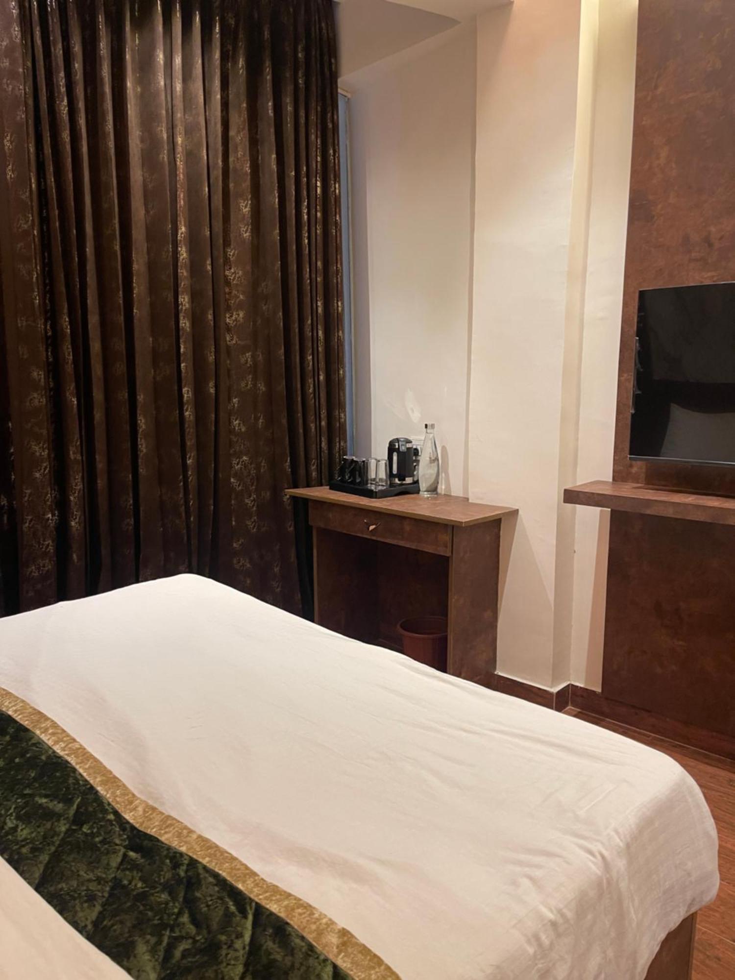 The Taaj Inn Bangalore Ngoại thất bức ảnh